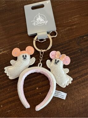 Disney cutie ghost plush keychain bag charm